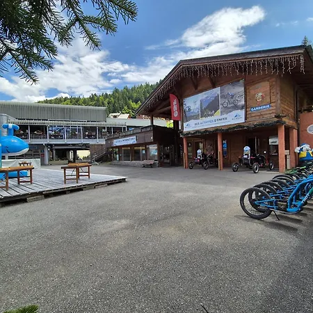 Ardent 8 Personnes Montriond